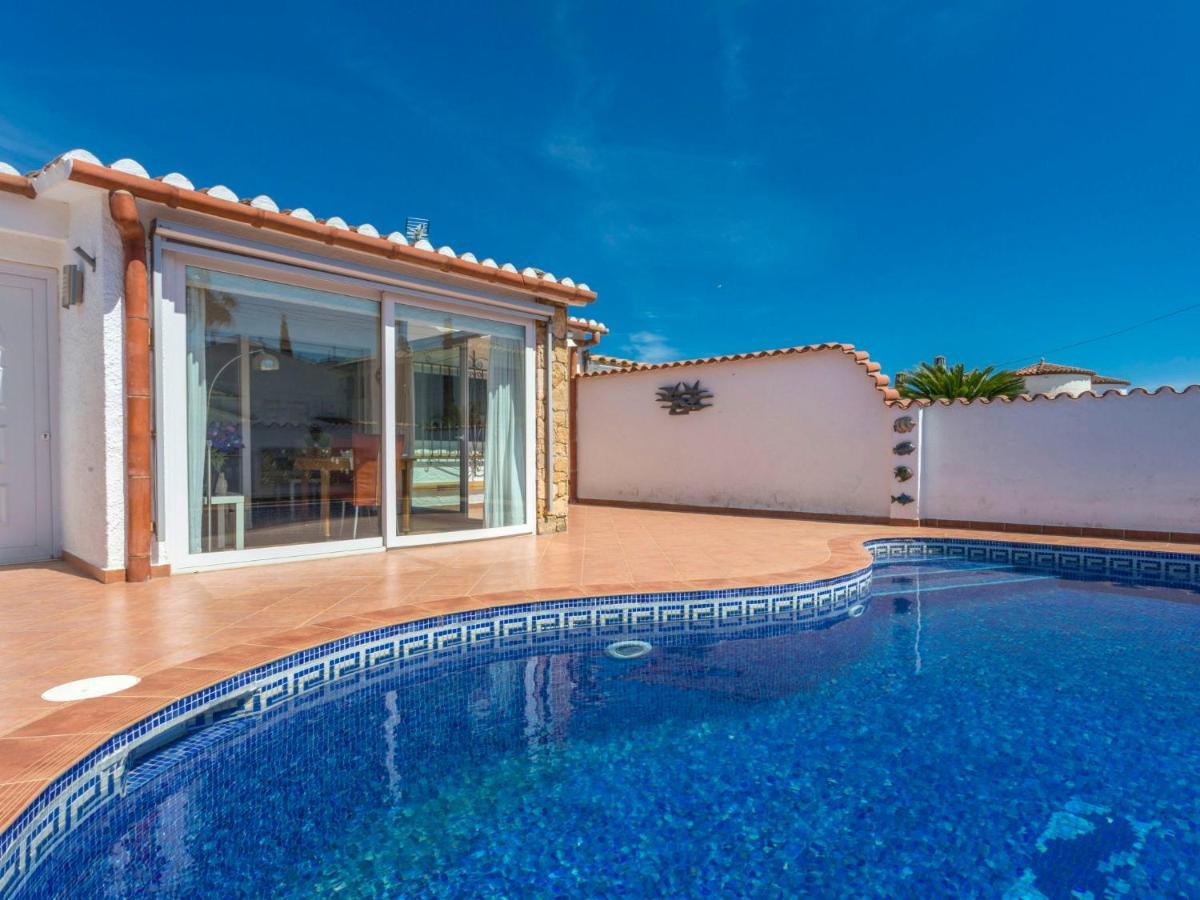 Holiday Home Peni By Interhome Empuriabrava Exterior foto